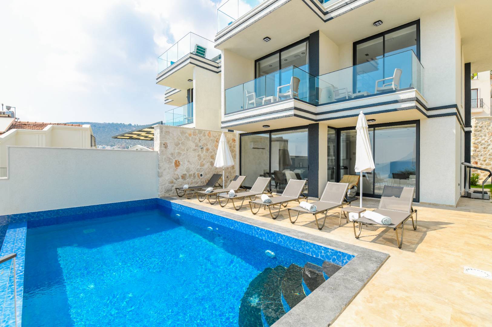VİLLA GROVE